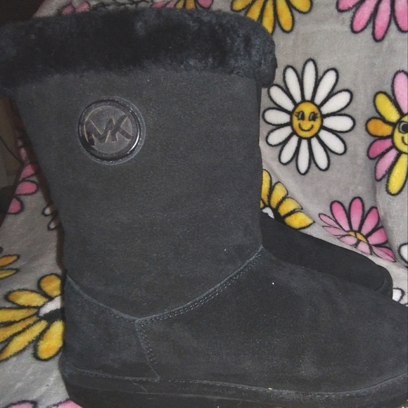 Michael Kors black ankle boots - Picture 4 of 8